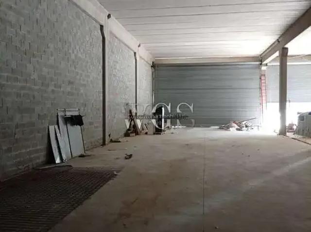 Ponto Comercial aluguel em Região Imediata de São Paulo, Região Metropolitana de São Paulo