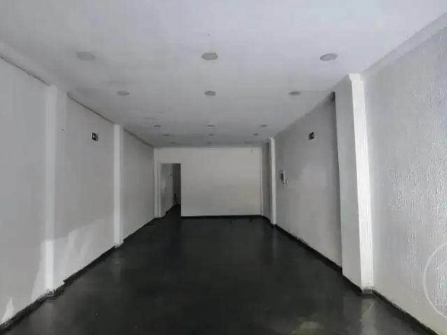 Ponto Comercial aluguel em Região Imediata de São Paulo, Região Metropolitana de São Paulo