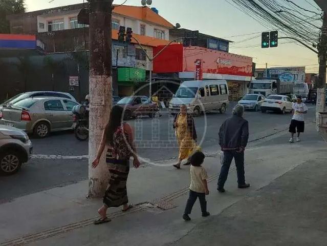 Ponto Comercial aluguel em Região Imediata de São Paulo, Região Metropolitana de São Paulo