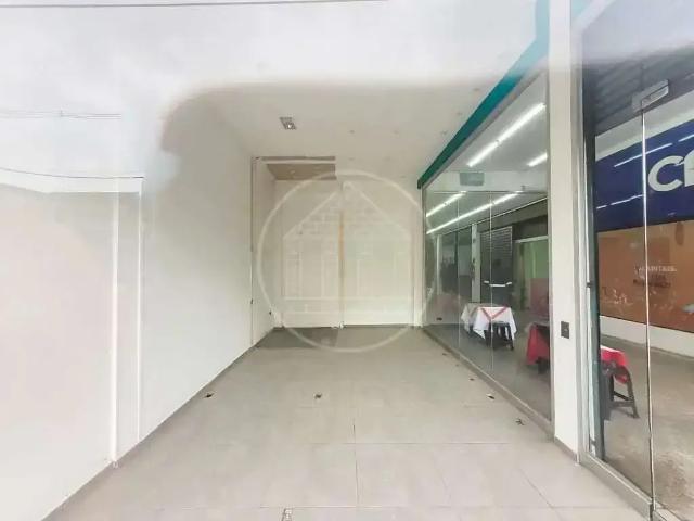 Ponto Comercial aluguel em Região Imediata de São Paulo, Região Metropolitana de São Paulo