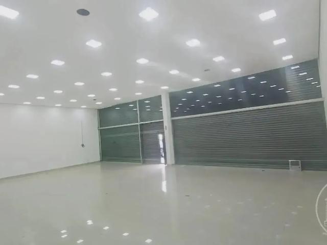Ponto Comercial aluguel em Região Imediata de São Paulo, Região Metropolitana de São Paulo