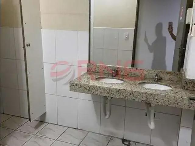 Ponto Comercial aluguel em Região Imediata de São Paulo, Região Metropolitana de São Paulo