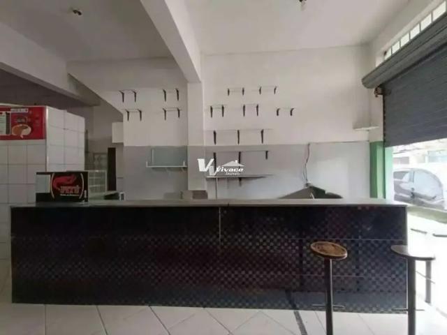 Ponto Comercial aluguel em Região Imediata de São Paulo, Região Metropolitana de São Paulo
