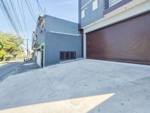 Ponto Comercial aluguel em Região Imediata de São Paulo, Região Metropolitana de São Paulo