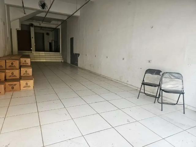 Ponto Comercial aluguel em Região Imediata de São Paulo, Região Metropolitana de São Paulo