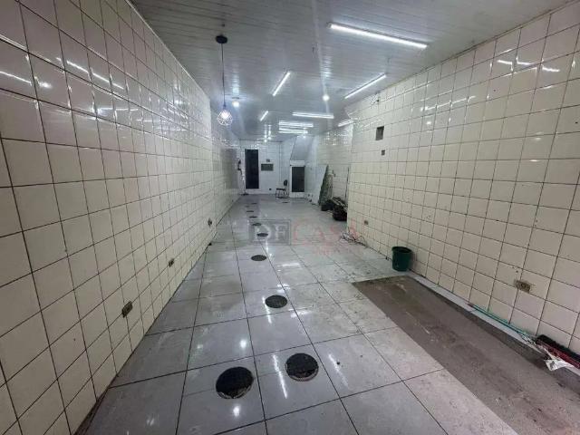 Ponto Comercial aluguel em Região Imediata de São Paulo, Região Metropolitana de São Paulo