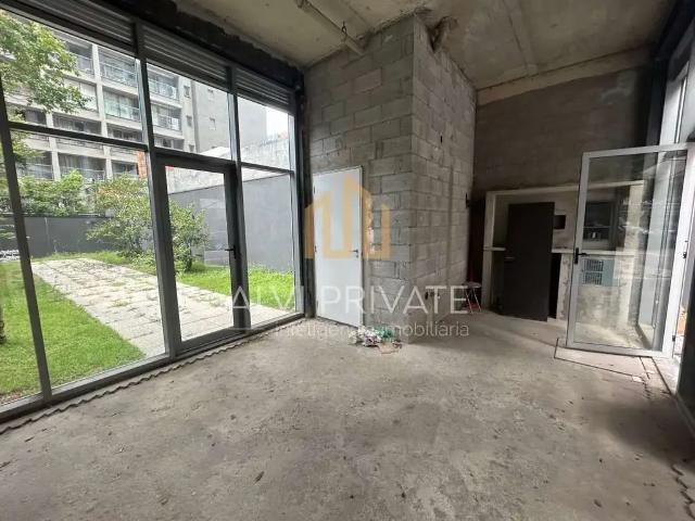 Ponto Comercial aluguel em Região Imediata de São Paulo, Região Metropolitana de São Paulo