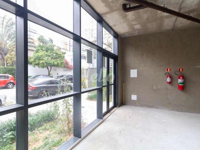 Ponto Comercial aluguel em Região Imediata de São Paulo, Região Metropolitana de São Paulo