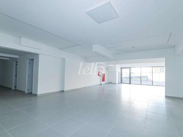 Ponto Comercial aluguel em Região Imediata de São Paulo, Região Metropolitana de São Paulo