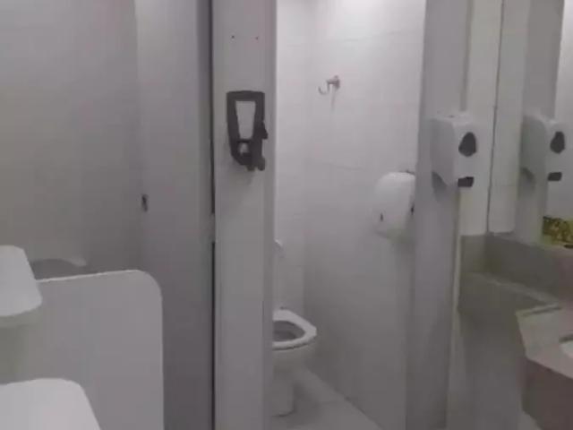 Ponto Comercial aluguel em Região Imediata de São Paulo, Região Metropolitana de São Paulo