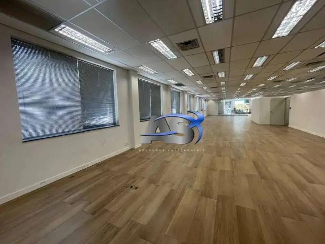 Ponto Comercial aluguel em Região Imediata de São Paulo, Região Metropolitana de São Paulo