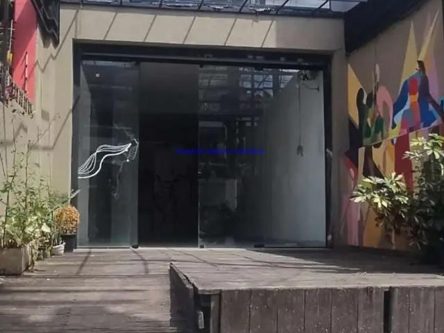 Ponto Comercial aluguel em Região Imediata de São Paulo, Região Metropolitana de São Paulo