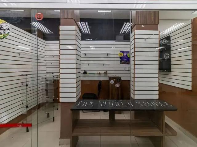 Ponto Comercial aluguel em Região Imediata de São Paulo, Região Metropolitana de São Paulo