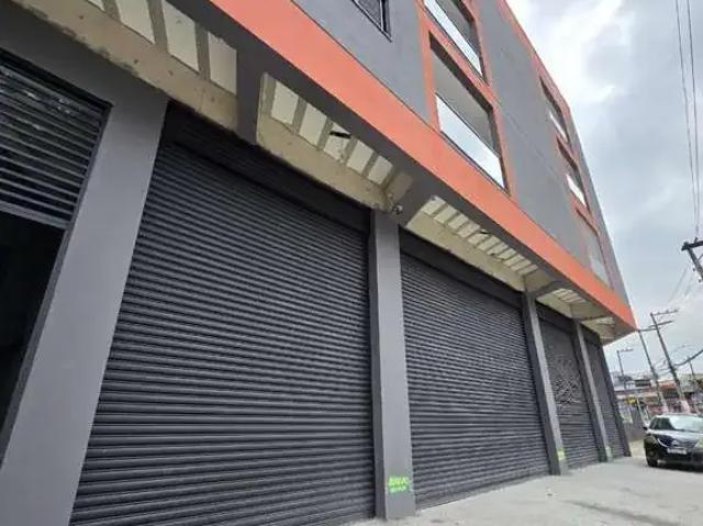 Ponto Comercial aluguel em Região Imediata de São Paulo, Região Metropolitana de São Paulo