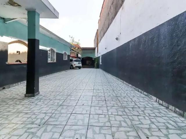 Ponto Comercial aluguel em Região Imediata de São Paulo, Região Metropolitana de São Paulo