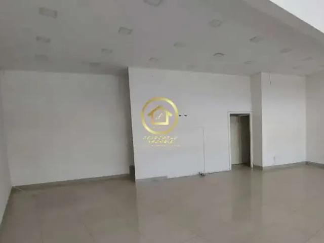 Ponto Comercial aluguel em Região Imediata de São Paulo, Região Metropolitana de São Paulo