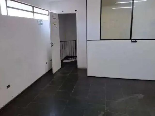Ponto Comercial aluguel em Região Imediata de São Paulo, Região Metropolitana de São Paulo