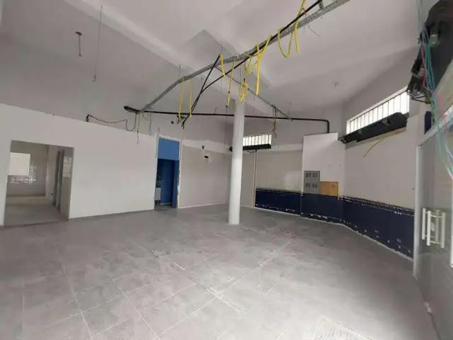 Ponto Comercial aluguel em Região Imediata de São Paulo, Região Metropolitana de São Paulo