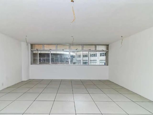 Ponto Comercial aluguel em Região Imediata de São Paulo, Região Metropolitana de São Paulo
