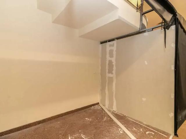 Ponto Comercial aluguel em Região Imediata de São Paulo, Região Metropolitana de São Paulo