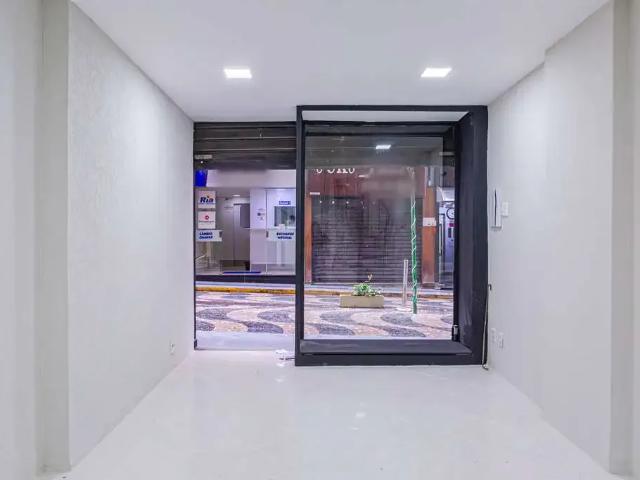 Ponto Comercial aluguel em Região Imediata de São Paulo, Região Metropolitana de São Paulo