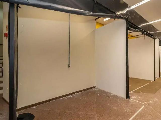 Ponto Comercial aluguel em Região Imediata de São Paulo, Região Metropolitana de São Paulo