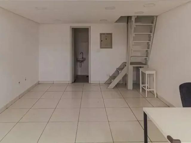 Ponto Comercial aluguel em República, São Paulo