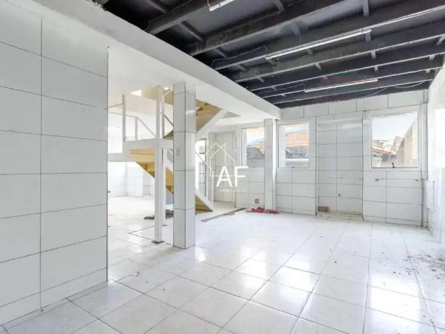 Ponto Comercial aluguel em Região Imediata de São Paulo, Região Metropolitana de São Paulo