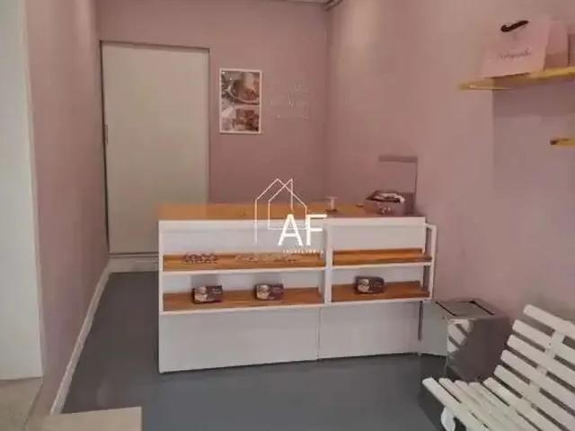 Ponto Comercial aluguel em Região Imediata de São Paulo, Região Metropolitana de São Paulo