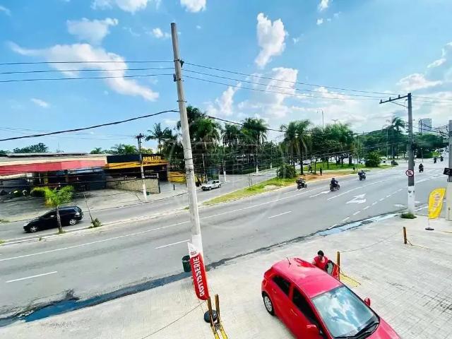 Ponto Comercial aluguel em Região Imediata de São Paulo, Região Metropolitana de São Paulo