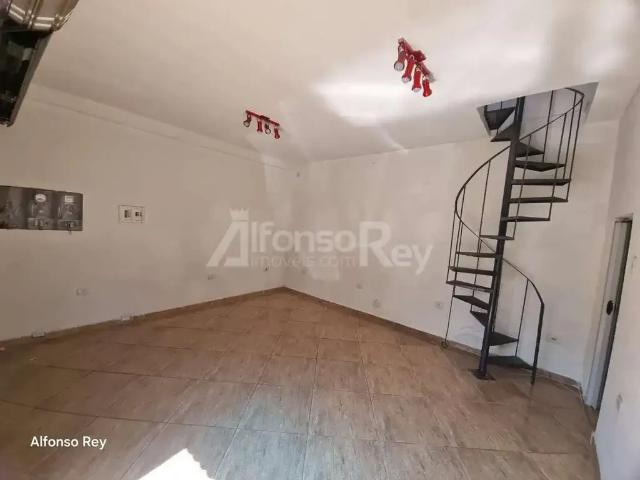 Ponto Comercial aluguel em Região Imediata de São Paulo, Região Metropolitana de São Paulo
