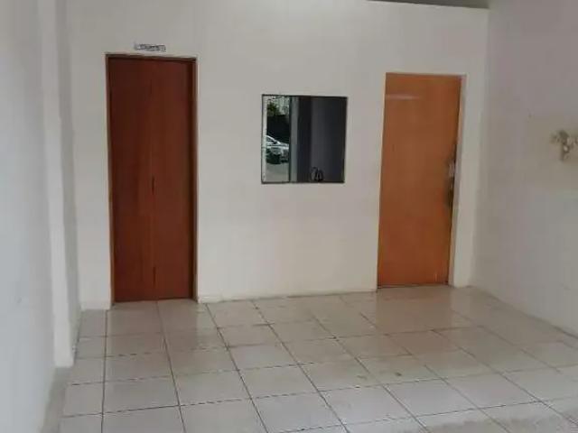 Ponto Comercial aluguel em Região Imediata de São Paulo, Região Metropolitana de São Paulo