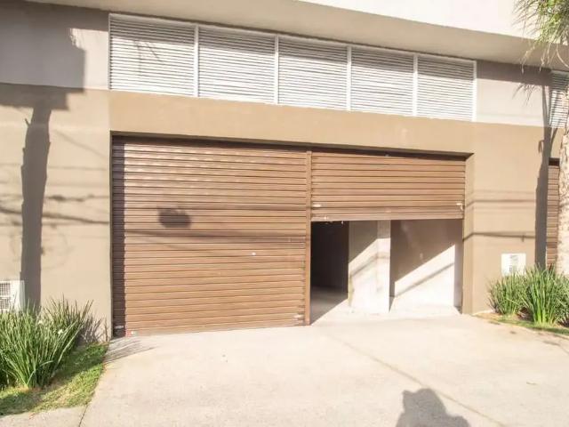 Ponto Comercial aluguel em Região Imediata de São Paulo, Região Metropolitana de São Paulo
