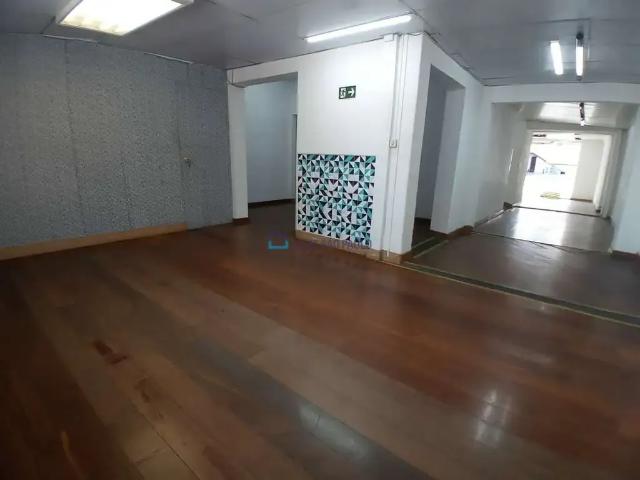 Ponto Comercial aluguel em Região Imediata de São Paulo, Região Metropolitana de São Paulo