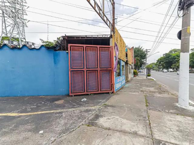 Ponto Comercial aluguel em Região Imediata de São Paulo, Região Metropolitana de São Paulo