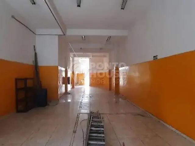 Ponto Comercial aluguel em Região Imediata de São Paulo, Região Metropolitana de São Paulo