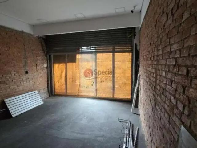 Ponto Comercial aluguel em Região Imediata de São Paulo, Região Metropolitana de São Paulo