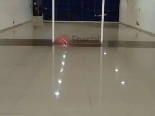Ponto Comercial aluguel em Região Imediata de São Paulo, Região Metropolitana de São Paulo