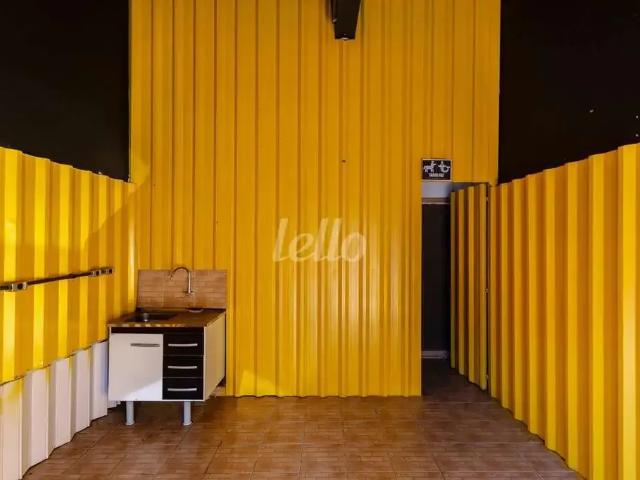 Ponto Comercial aluguel em Região Imediata de São Paulo, Região Metropolitana de São Paulo
