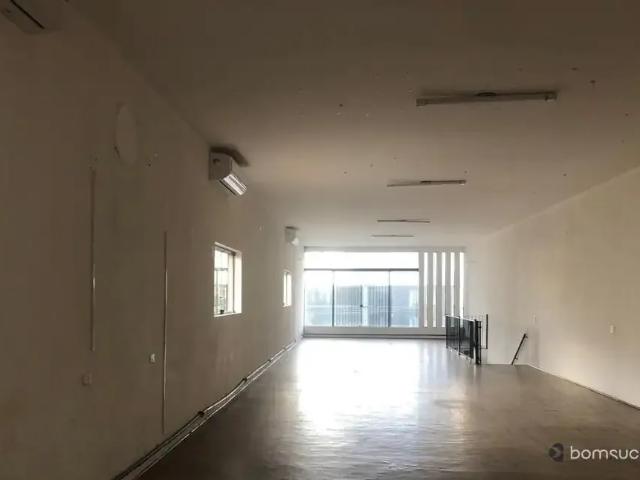 Ponto Comercial aluguel em Região Imediata de São Paulo, Região Metropolitana de São Paulo