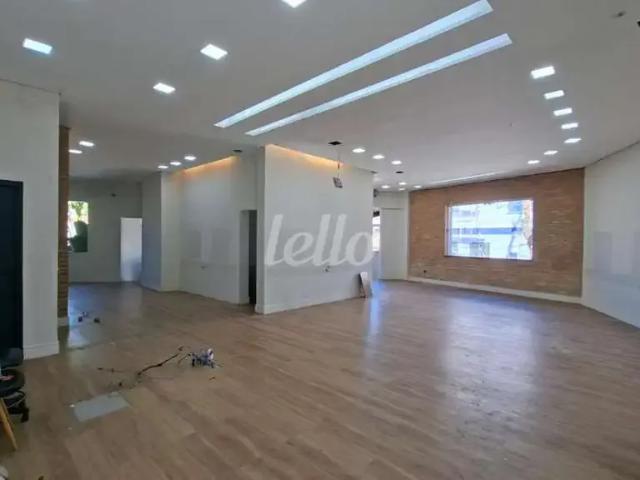 Ponto Comercial aluguel em Região Imediata de São Paulo, Região Metropolitana de São Paulo