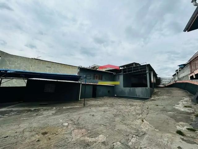 Ponto Comercial aluguel em Região Imediata de São Paulo, Região Metropolitana de São Paulo