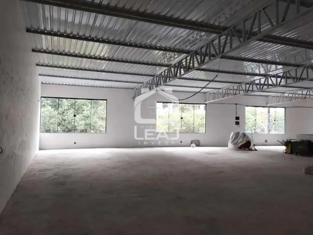 Ponto Comercial aluguel em Região Imediata de São Paulo, Região Metropolitana de São Paulo