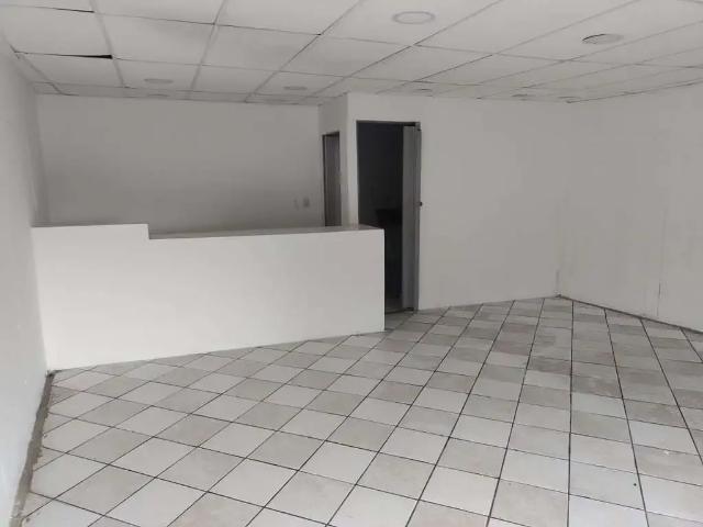 Ponto Comercial aluguel em Região Imediata de São Paulo, Região Metropolitana de São Paulo