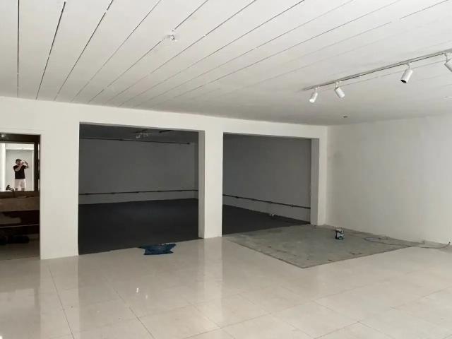 Ponto Comercial aluguel em Região Imediata de São Paulo, Região Metropolitana de São Paulo