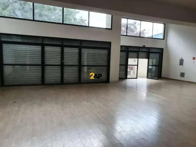 Ponto Comercial aluguel em Região Imediata de São Paulo, Região Metropolitana de São Paulo