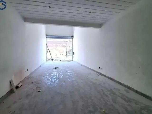 Ponto Comercial aluguel em Região Imediata de São Paulo, Região Metropolitana de São Paulo