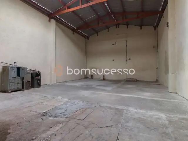 Ponto Comercial aluguel em Região Imediata de São Paulo, Região Metropolitana de São Paulo