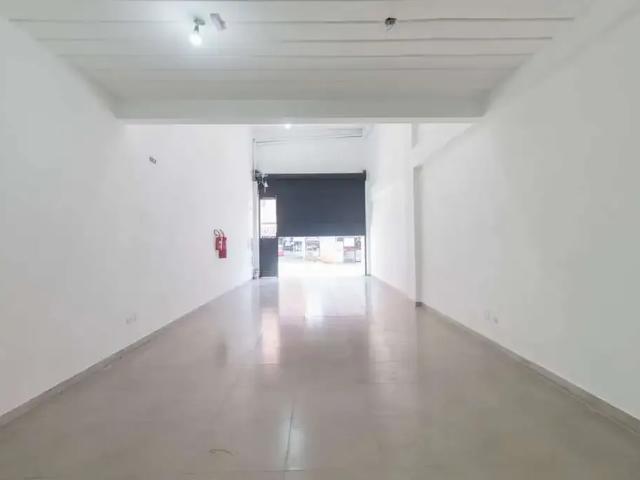 Ponto Comercial aluguel em Região Imediata de São Paulo, Região Metropolitana de São Paulo
