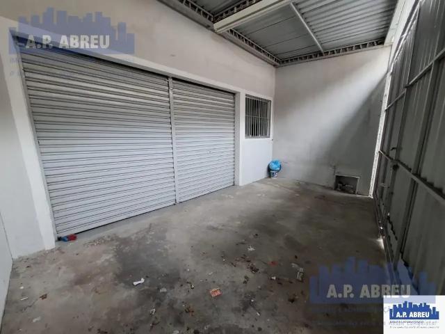Ponto Comercial aluguel em Região Imediata de São Paulo, Região Metropolitana de São Paulo